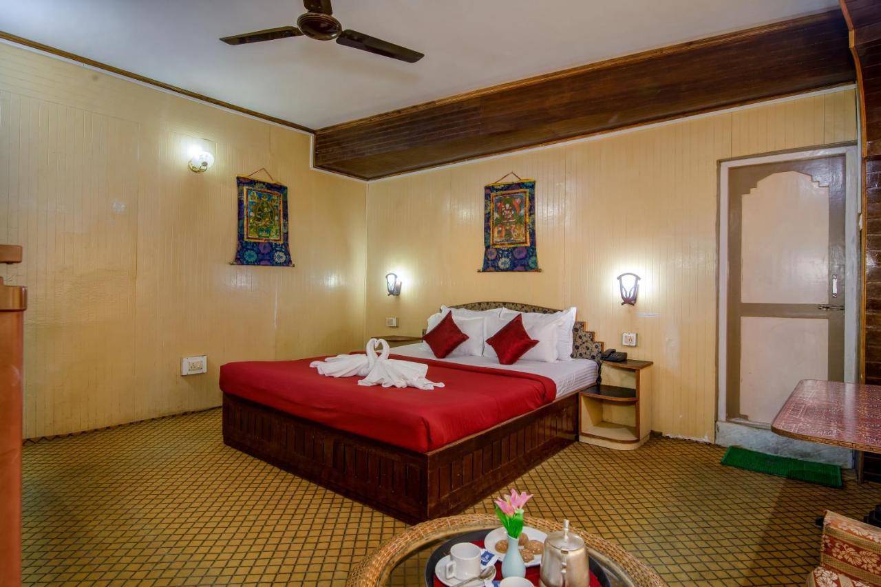 Montis Soyang Premium Heritage Hotel Gangtok Exterior photo